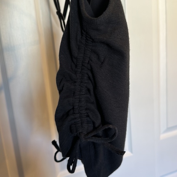 Aerie NWT black tank top with cinched sides, inner bra, women’s XS - Picture 6 of 7